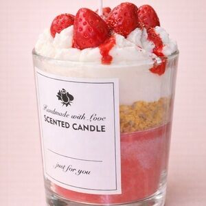 Strawberry Scented Candle
